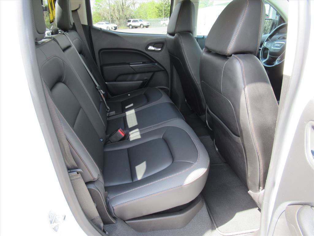 Used 2022 GMC Canyon AT4 image 31