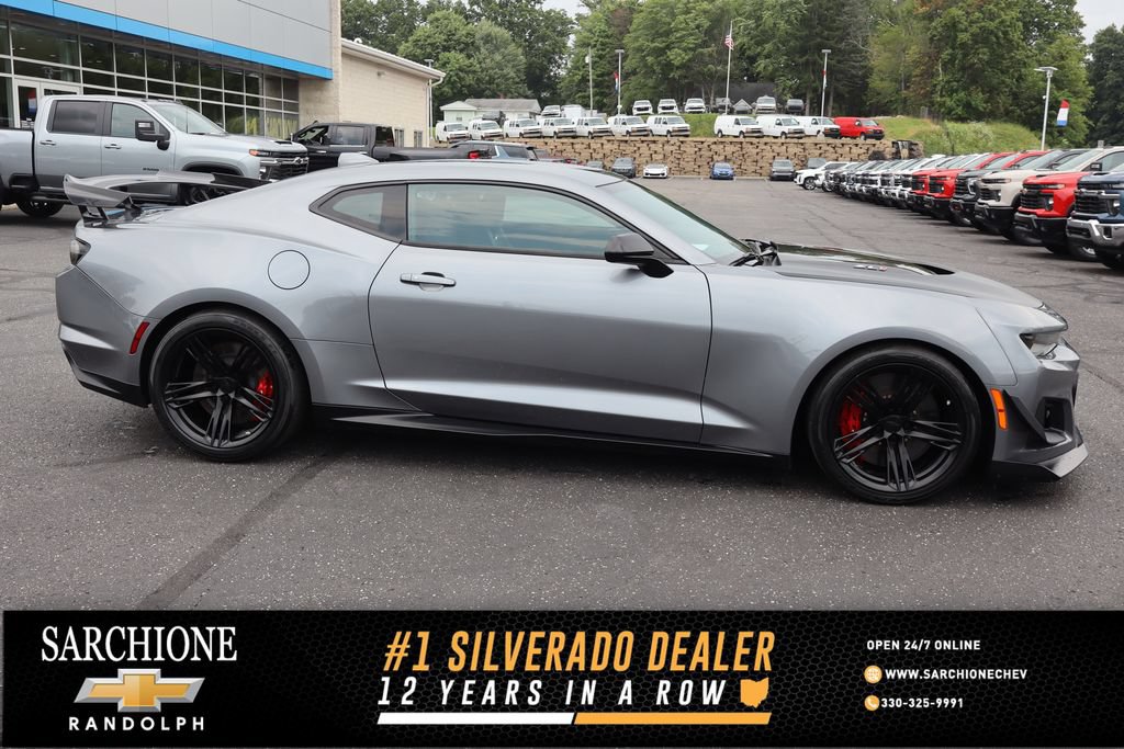 Used 2022 Chevrolet Camaro ZL1 RWD image 1