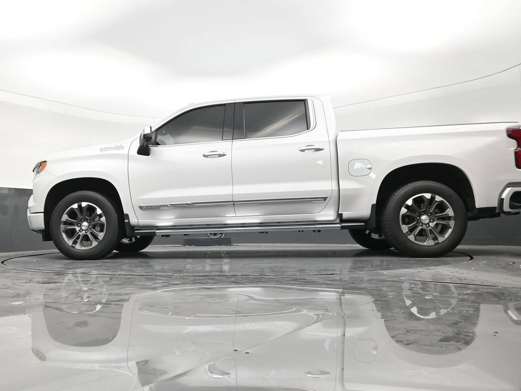 Used 2024 Chevrolet Silverado 1500 High Country w/ Technology Package RWD image 21
