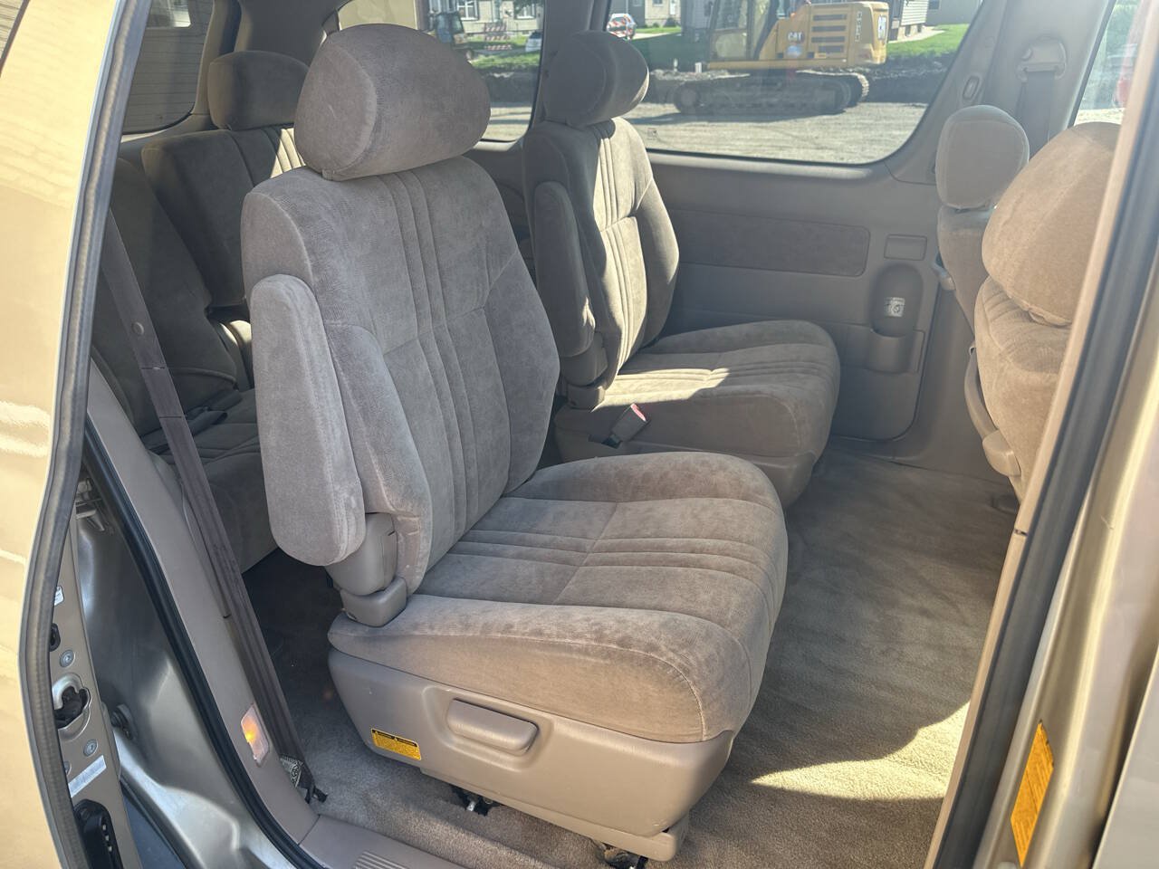 Used 2001 Toyota Sienna LE w/ LE Upgrade Pkg 2 FWD image 9