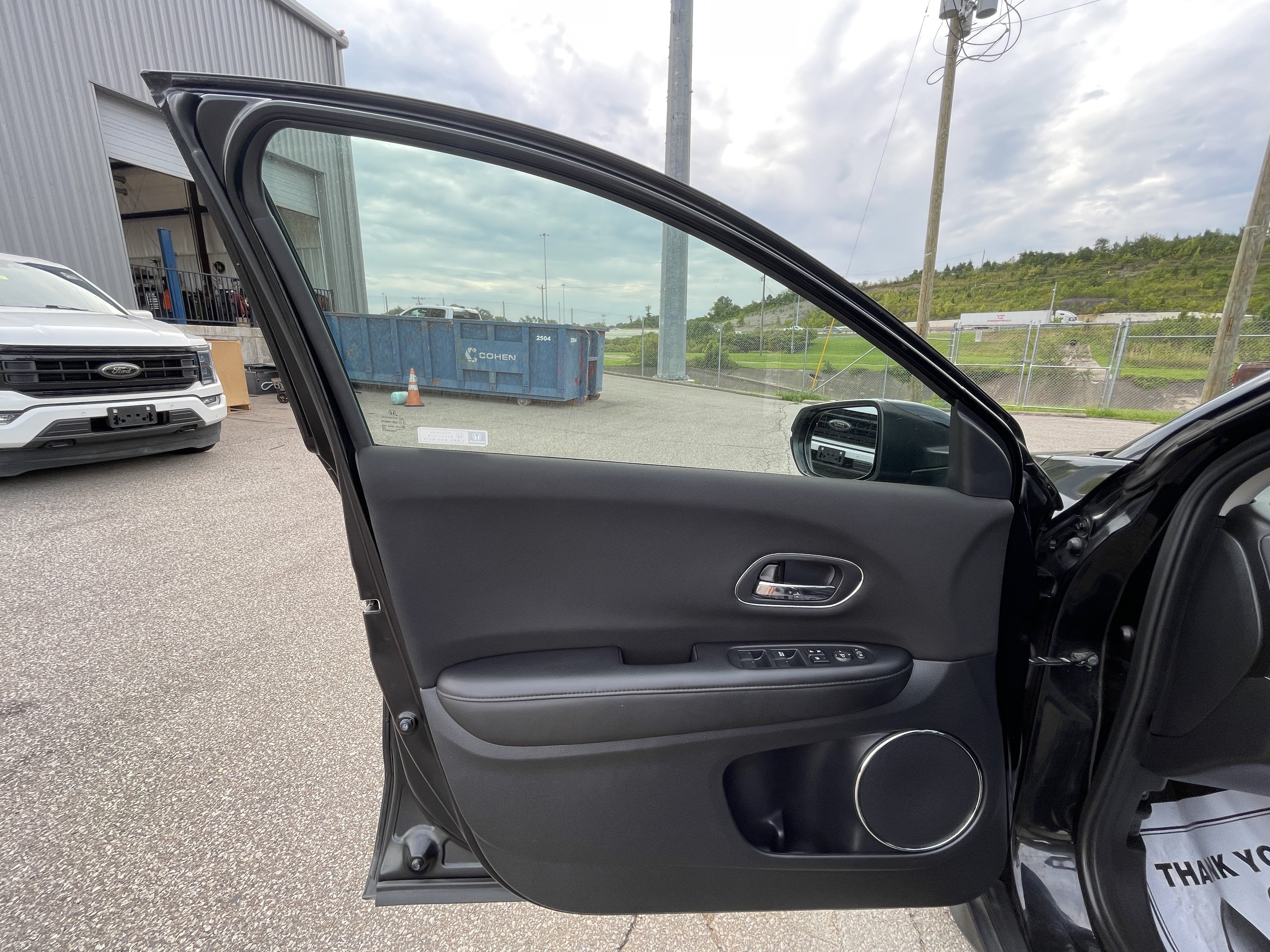 Used 2018 Honda HR-V EX image 12