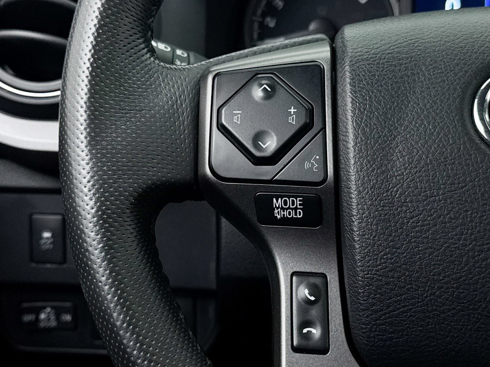 Used 2023 Toyota Tacoma TRD Pro AWD/4WD image 35