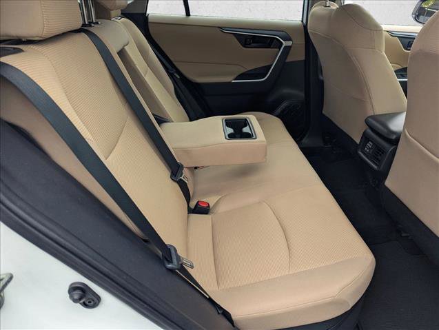 Used 2023 Toyota RAV4 LE AWD/4WD image 19