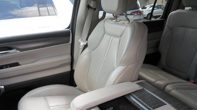 Used 2024 Jeep Wagoneer Series II w/ Flexible Seating Group AWD/4WD image 33