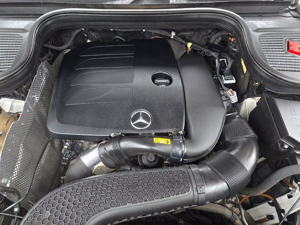 Used 2020 Mercedes-Benz GLE 350 4MATIC image 37