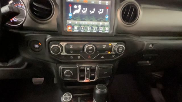 Used 2022 Jeep Gladiator Sport AWD/4WD image 31