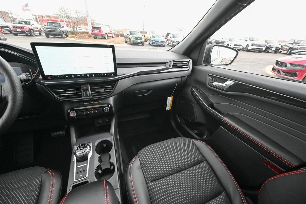 New 2026 Ford Escape ST-Line w/ Tech Pack #1 image 28