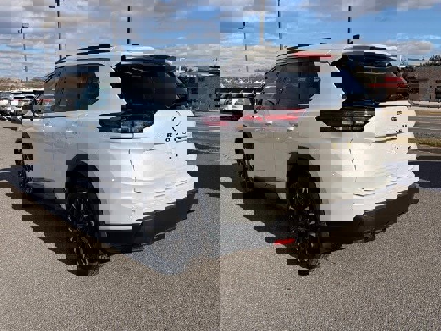 New 2026 Nissan Rogue SV image 7