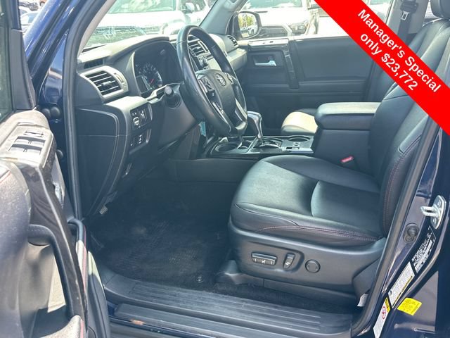 Used 2018 Toyota 4Runner TRD Off-Road Premium AWD/4WD image 9