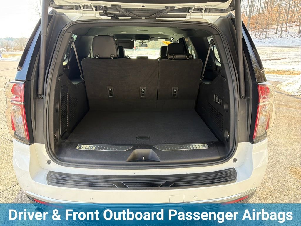 Used 2023 Chevrolet Suburban Premier image 21