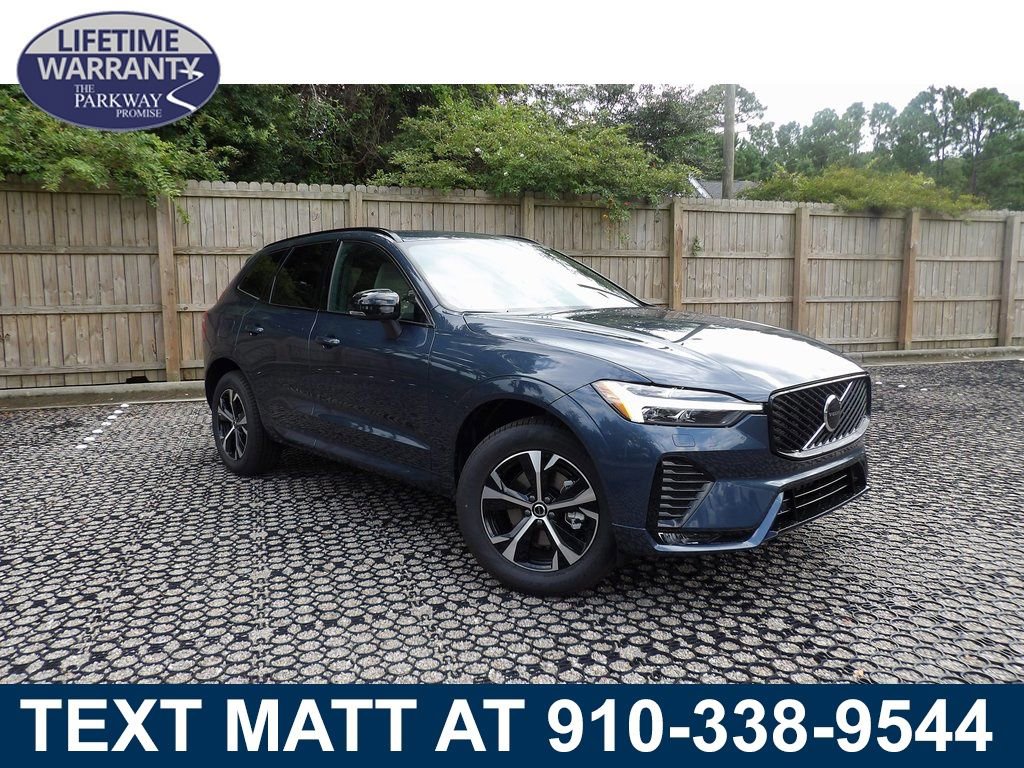 New 2026 Volvo XC60 B5 Core w/ Climate Package