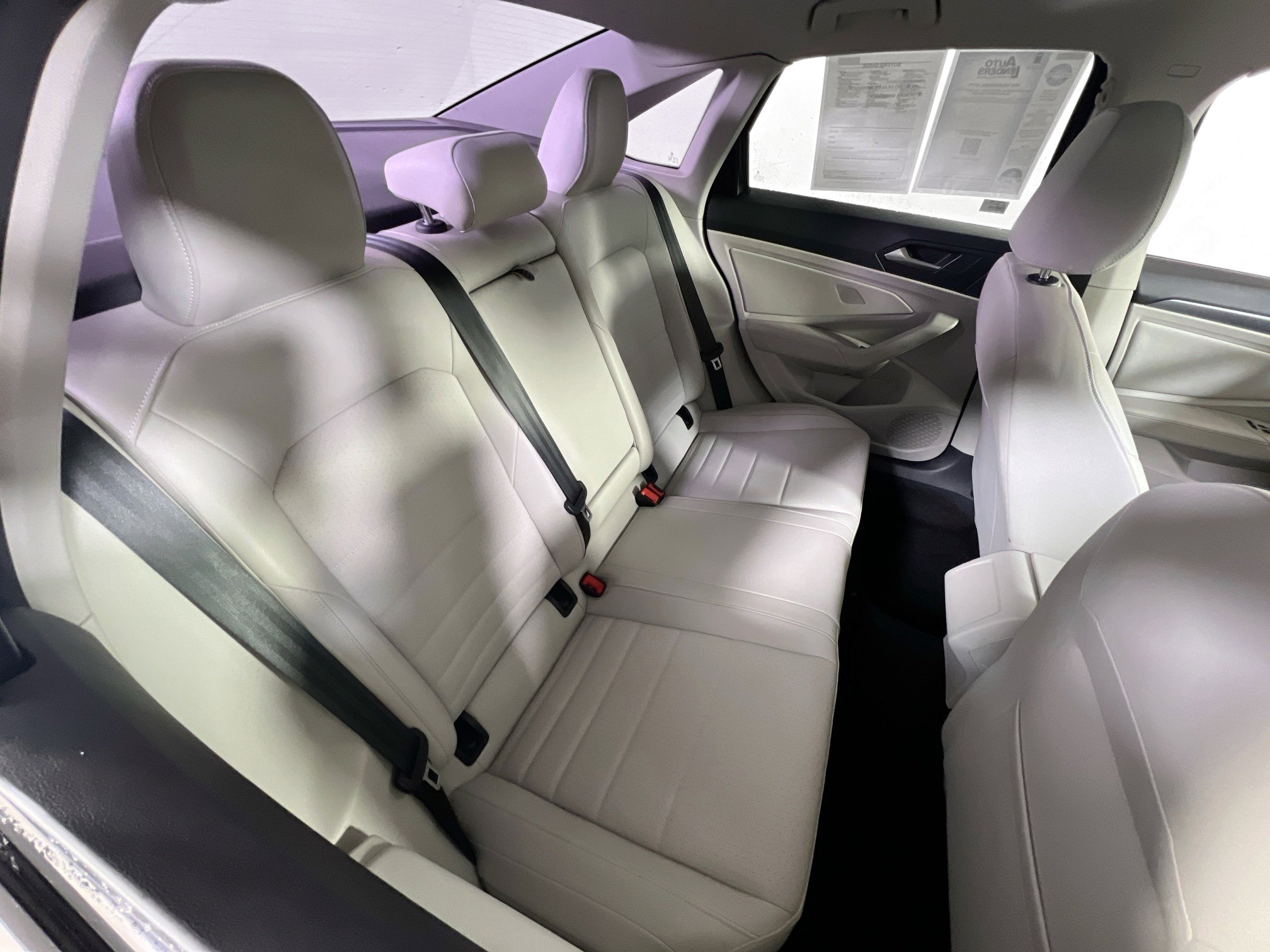 Used 2022 Volkswagen Jetta SE image 26