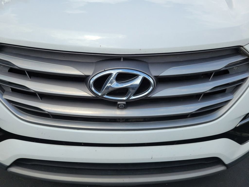 Used 2017 Hyundai Santa Fe Sport w/ 2.4L Tech Package 04 image 7