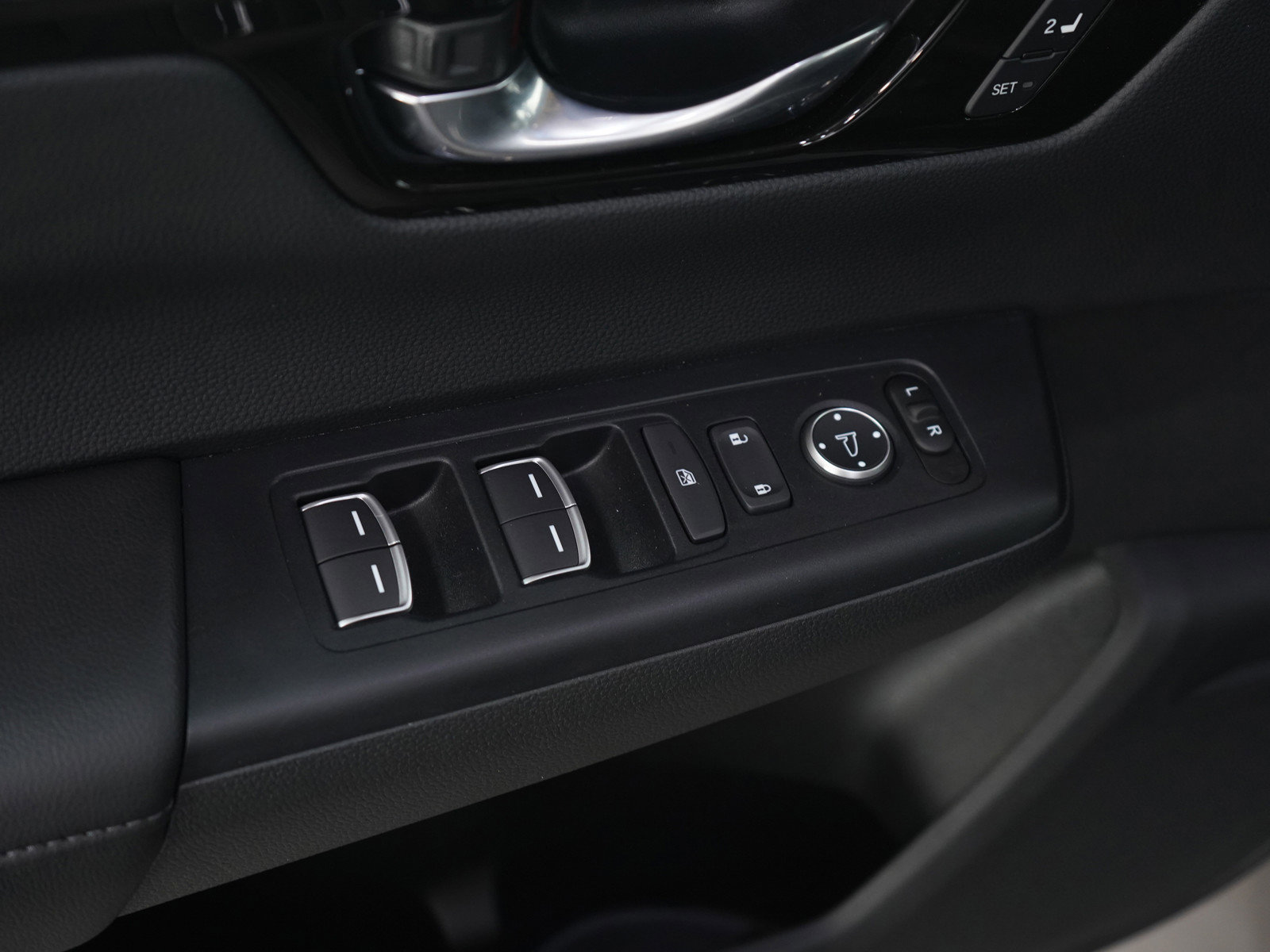 Used 2025 Honda CR-V EX-L image 20