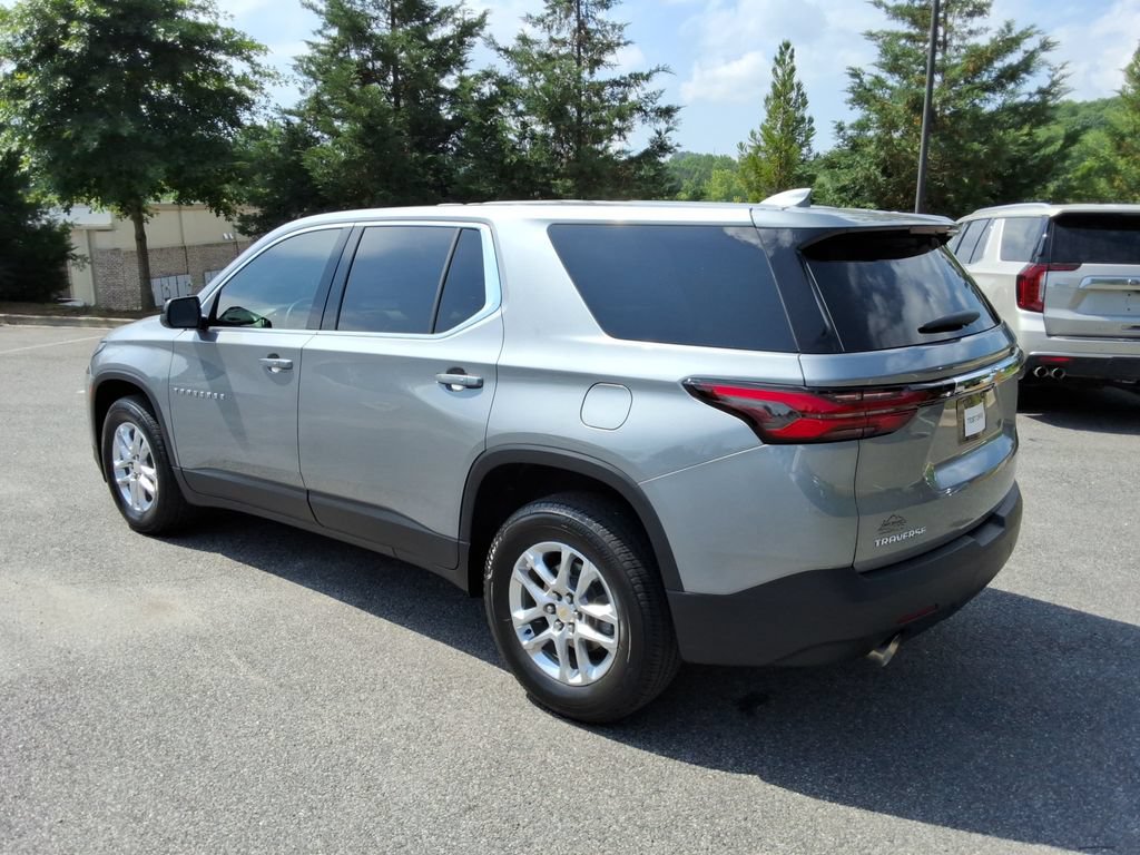 Certified 2023 Chevrolet Traverse LS FWD image 7