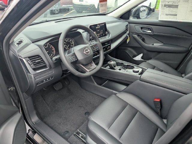 New 2026 Nissan Rogue Dark Armor AWD/4WD image 14