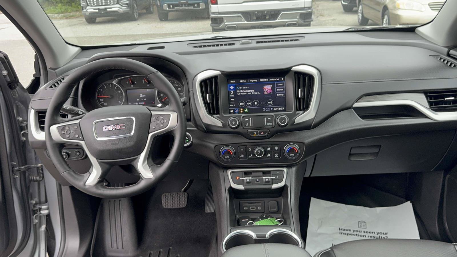 Used 2024 GMC Terrain SLT AWD/4WD image 13