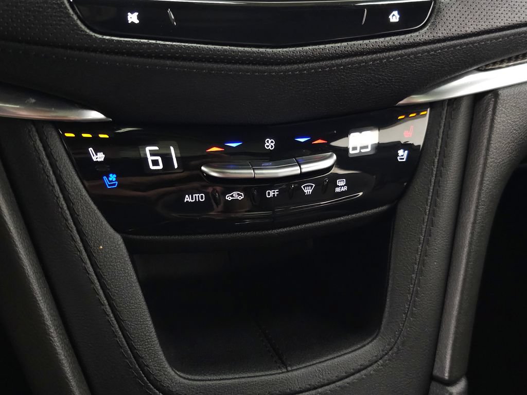 Certified 2024 Cadillac XT5 Sportv AWD/4WD image 30