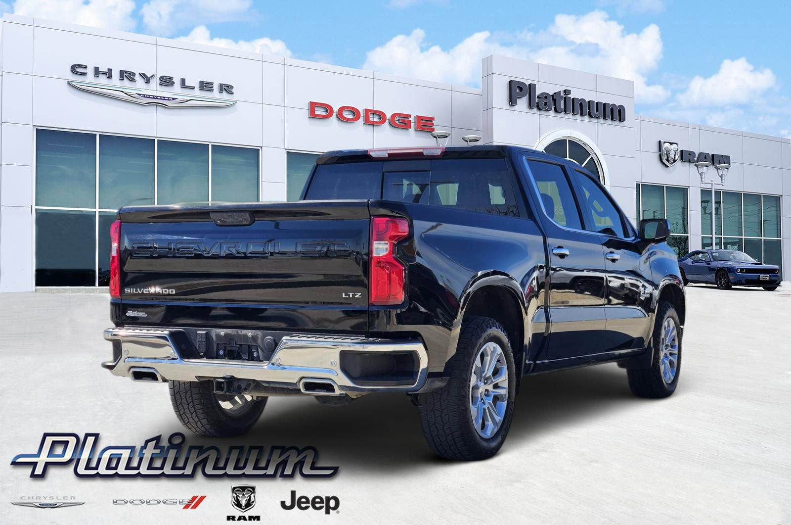 Used 2023 Chevrolet Silverado 1500 LTZ image 5