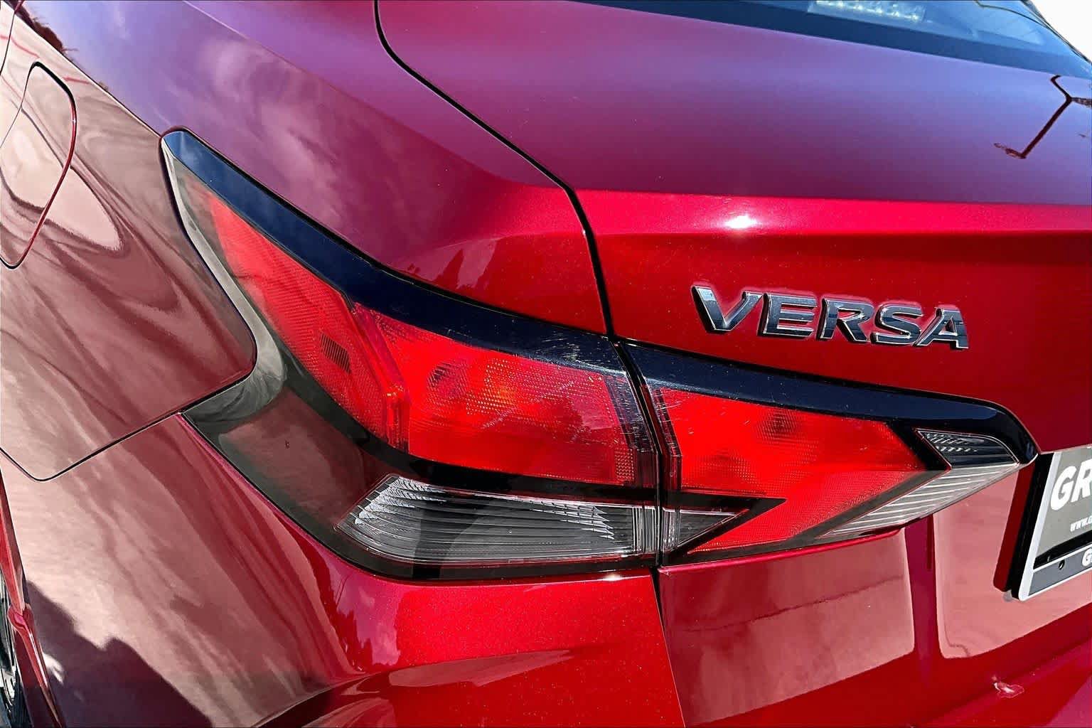 Used 2020 Nissan Versa SV FWD image 22