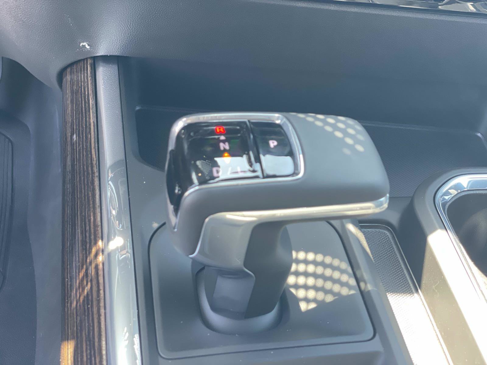 New 2026 GMC Sierra 1500 Elevation w/ Elevation Premium Package AWD/4WD image 18