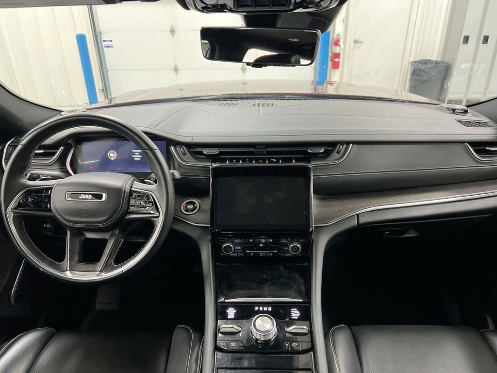 Used 2021 Jeep Grand Cherokee L Overland w/ Luxury Tech Group IV image 10