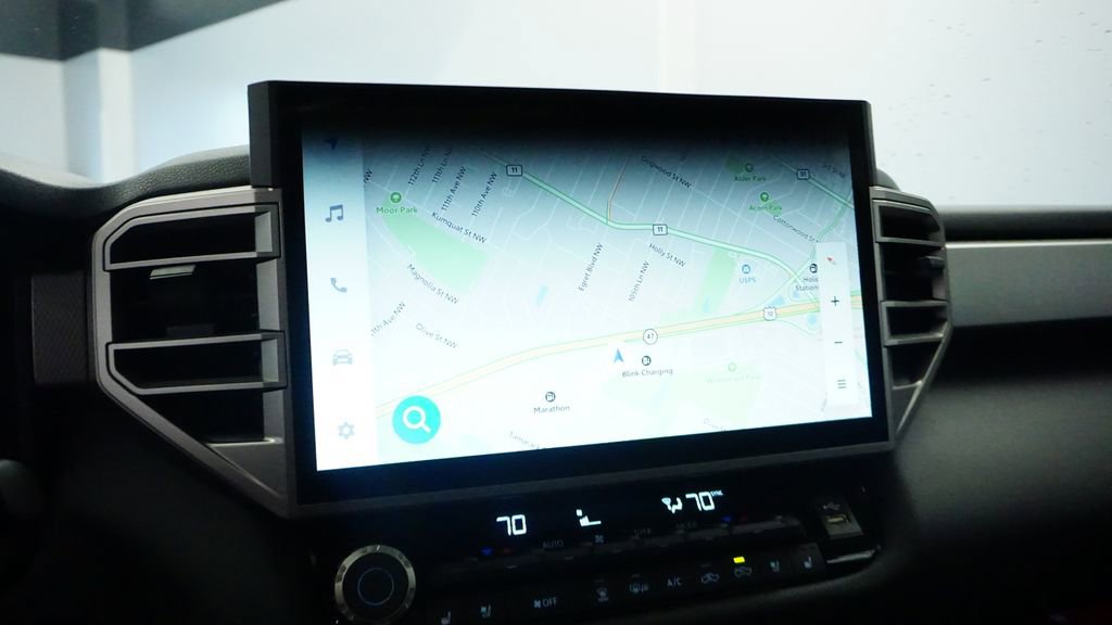 Used 2025 Toyota Tundra Limited image 31