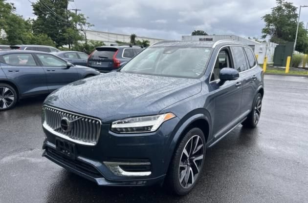 Used 2023 Volvo XC90 B6 Plus w/ Protection Package Premier AWD/4WD image 2