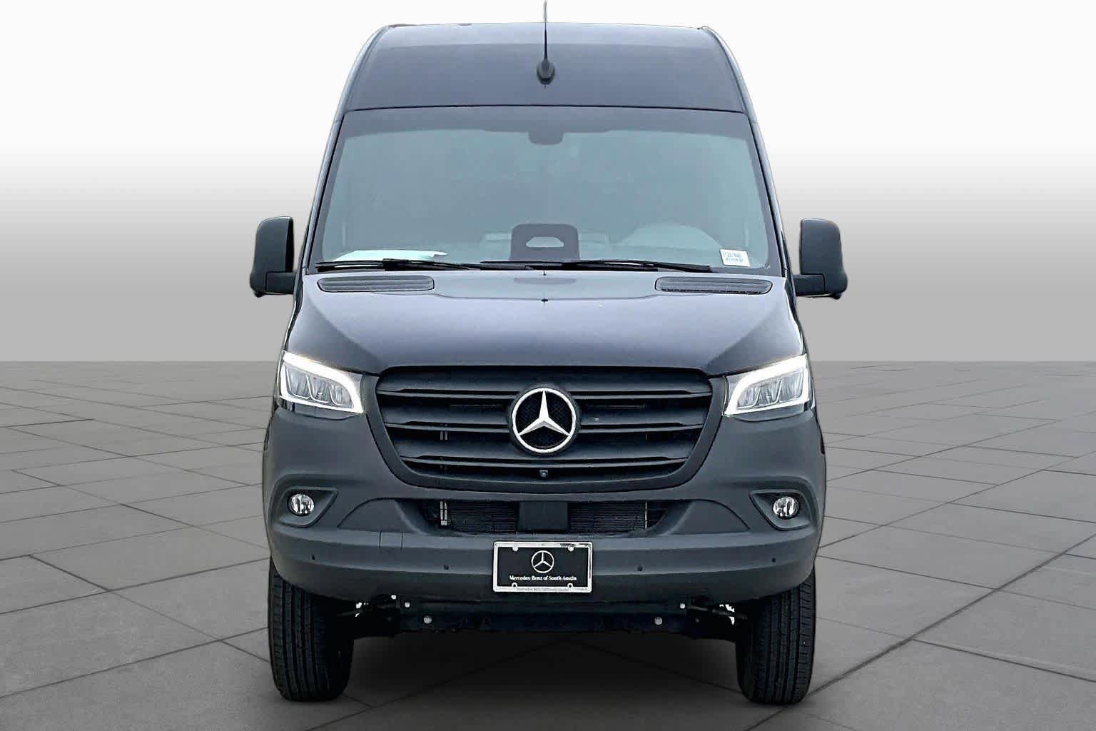 New 2025 Mercedes-Benz Sprinter 2500 image 3