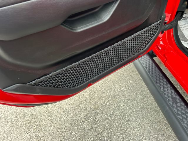 Used 2024 Jeep Gladiator Mojave w/ Convenience Group image 36