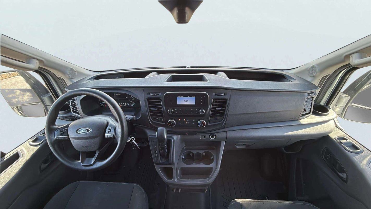 Used 2023 Ford Transit 250 Medium Roof AWD image 9