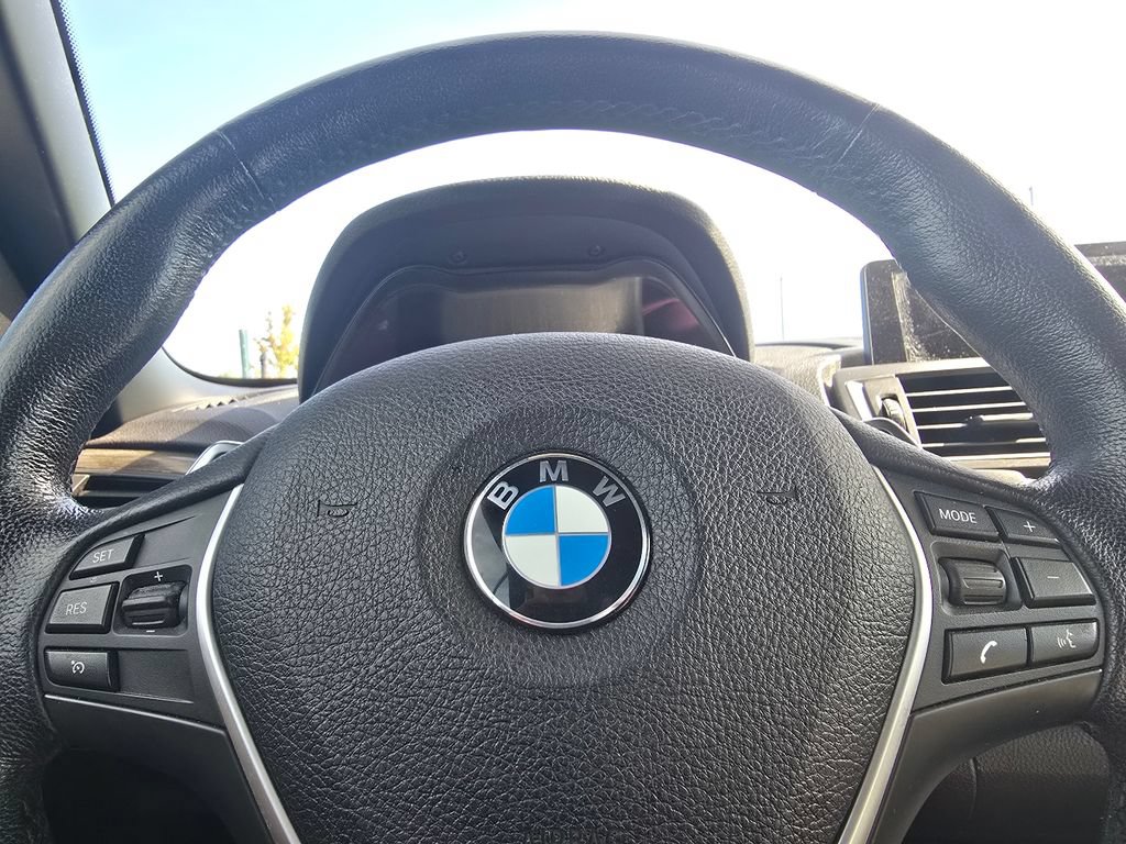 Used 2016 BMW 228i xDrive Convertible AWD/4WD image 24