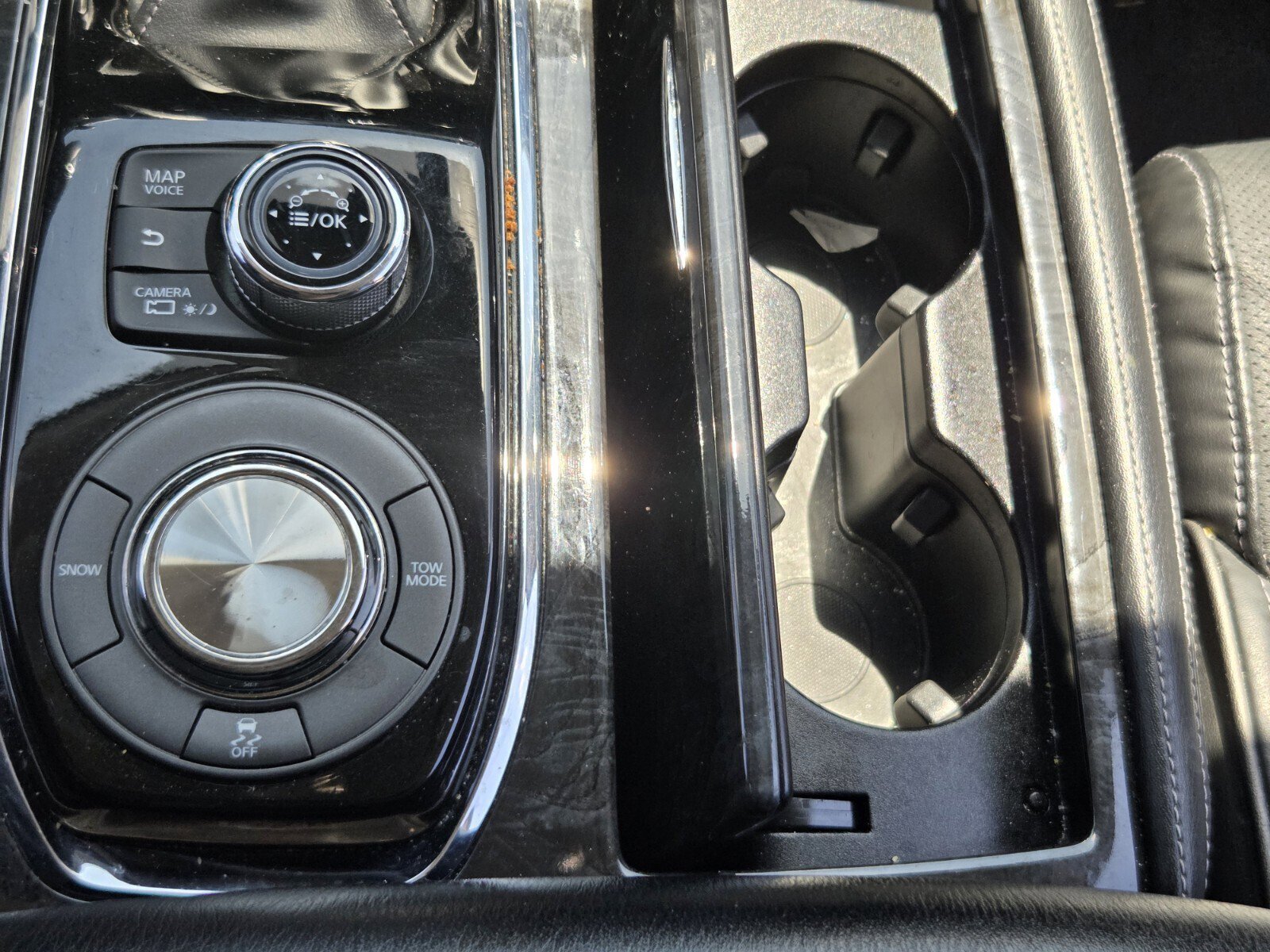 Used 2021 INFINITI QX80 Luxe image 21