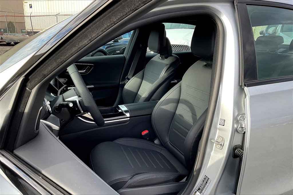 New 2026 Mercedes-Benz C 300 4MATIC Sedan image 9