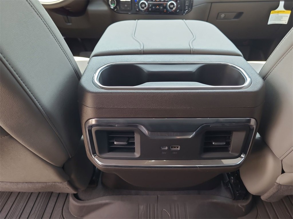 New 2025 GMC Sierra 2500 SLT w/ SLT Convenience Package image 22