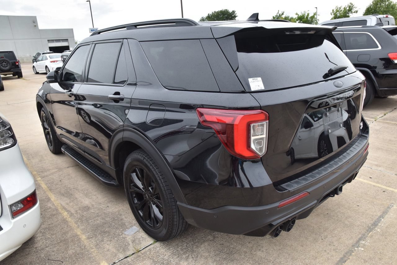 Used 2020 Ford Explorer ST w/ Premium Technology Package AWD/4WD image 8
