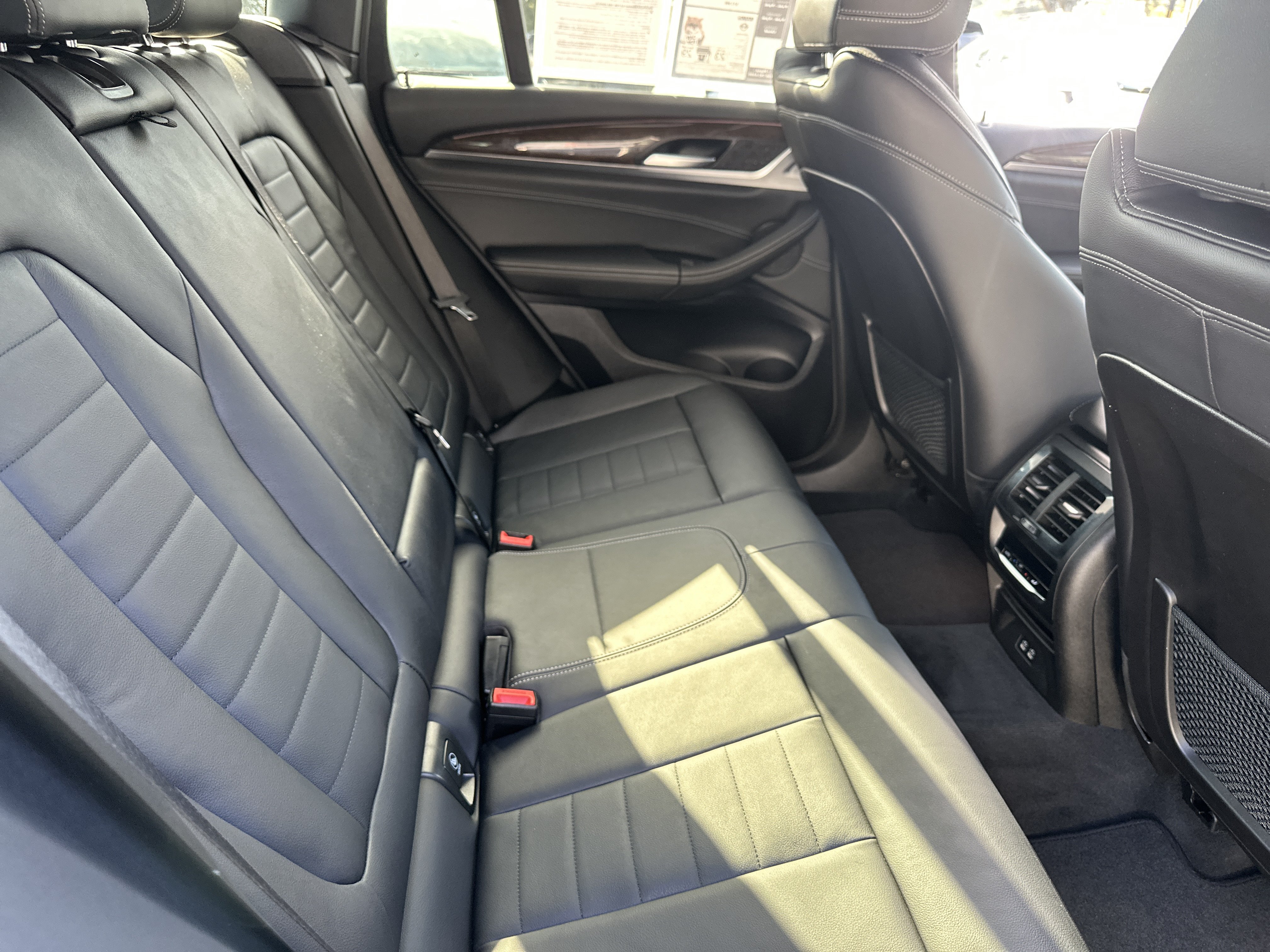 Used 2024 BMW X3 sDrive30i w/ Premium Package RWD image 6