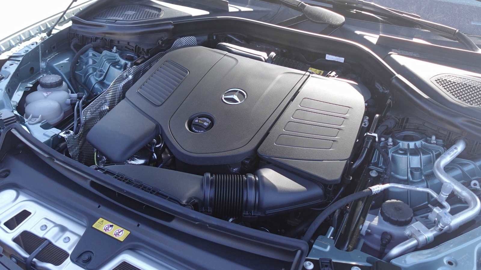 New 2026 Mercedes-Benz GLC 300 4MATIC image 11