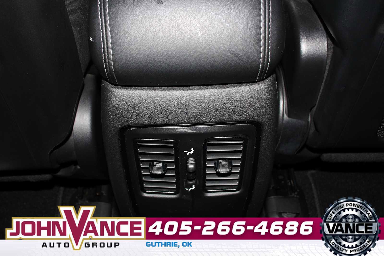 Used 2021 Dodge Durango SXT w/ 3rd Row Seating Group image 26