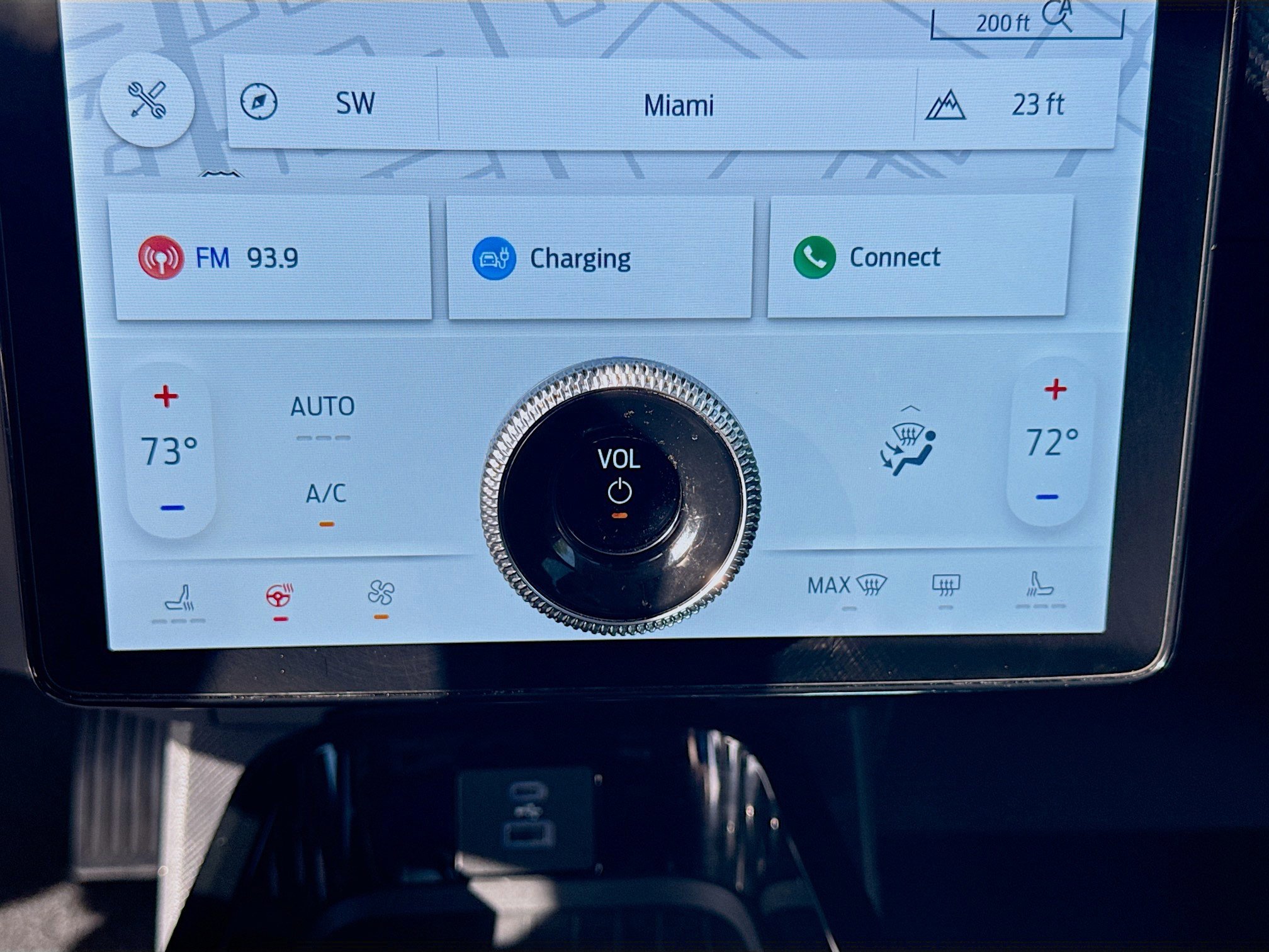 Used 2023 Ford Mustang Mach-E Premium image 15