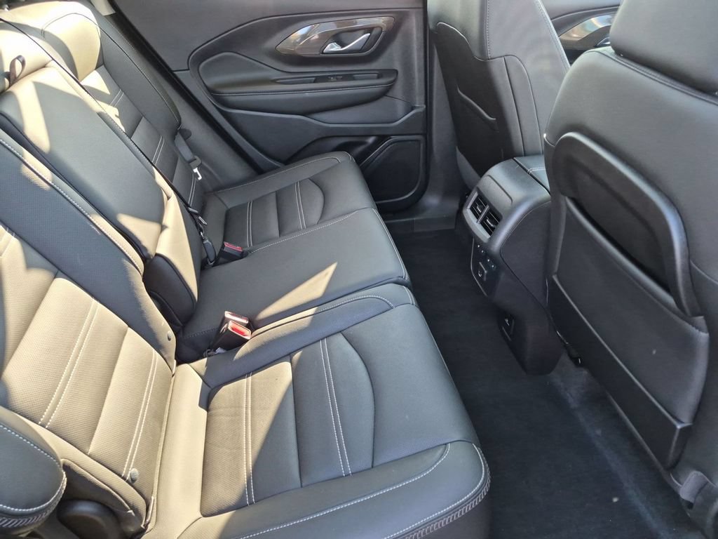 Used 2023 GMC Terrain Denali w/ Denali Premium Package AWD/4WD image 32