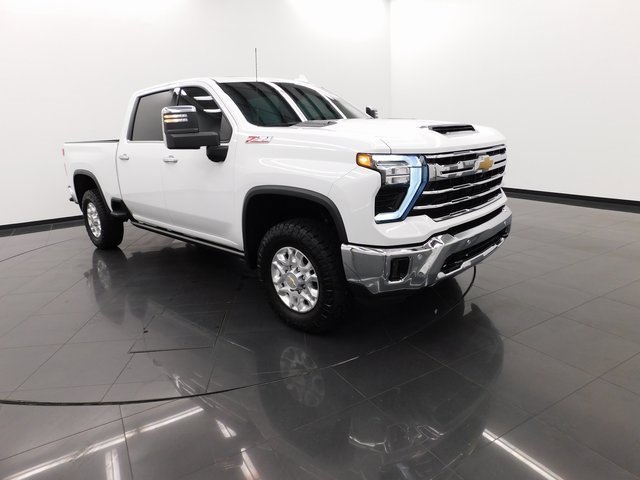 Used 2024 Chevrolet Silverado 2500 LTZ w/ LTZ Convenience Package image 10