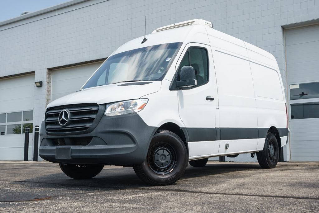 Used 2023 Mercedes-Benz Sprinter 2500 image 1