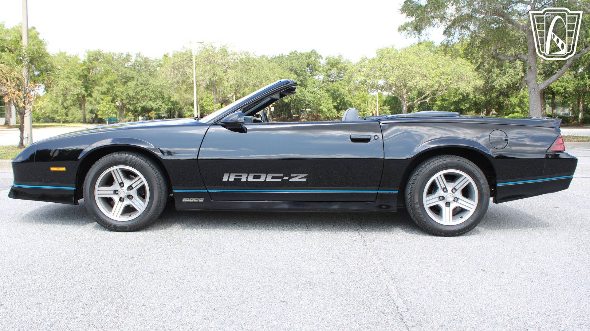 Used 1988 Chevrolet Camaro LT RWD image 18