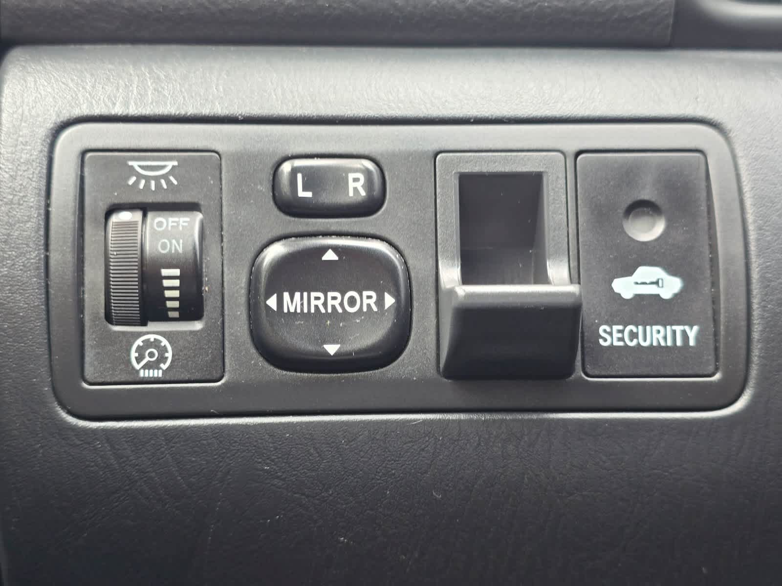 Used 2005 Toyota Corolla S w/ Extra Value Pkg 1 FWD image 15