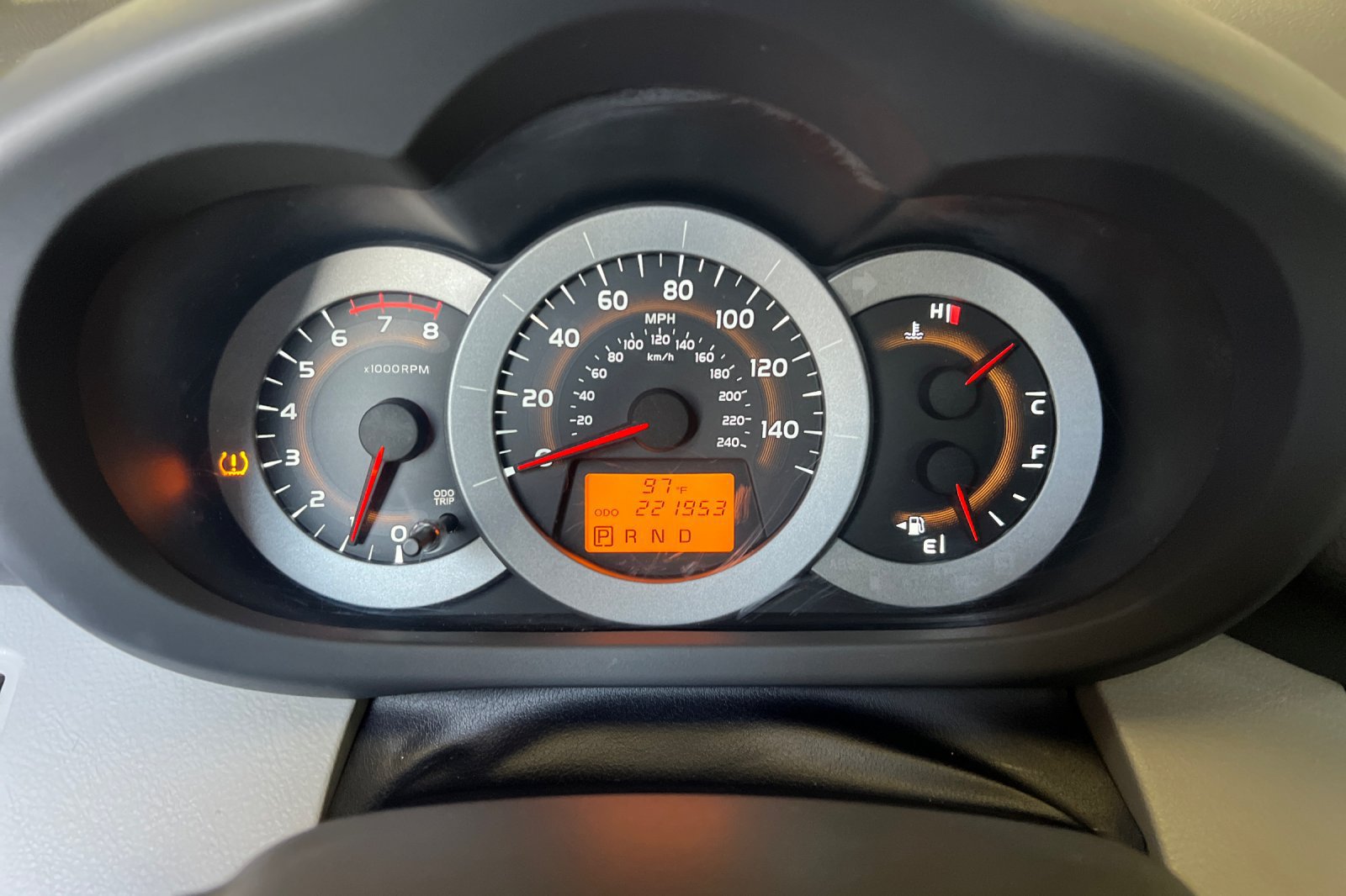 Used 2012 Toyota RAV4 4WD V6 w/ Tow Prep Pkg image 24