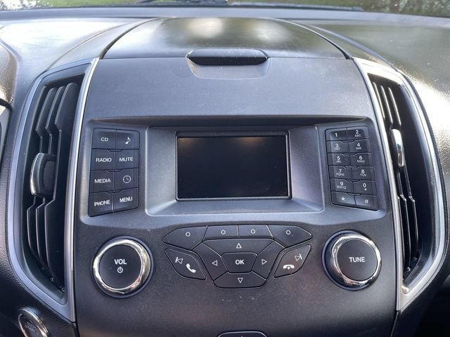 Used 2018 Ford Edge SE AWD/4WD image 14