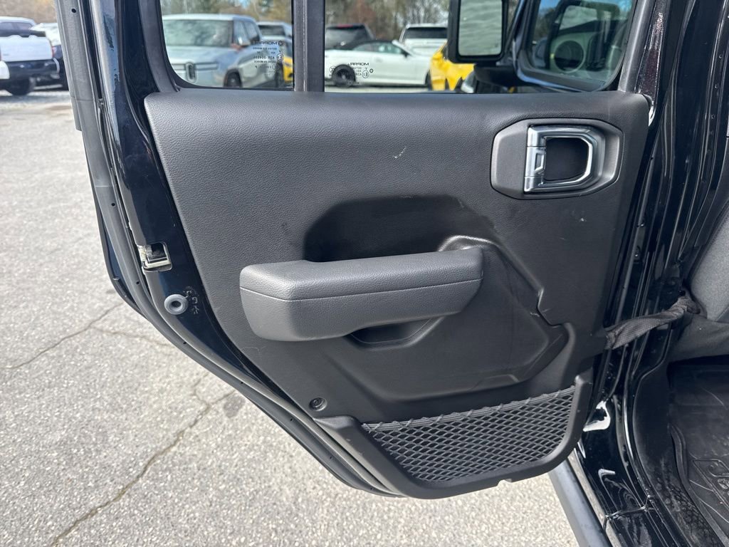 Used 2025 Jeep Wrangler Willys 4xe image 25