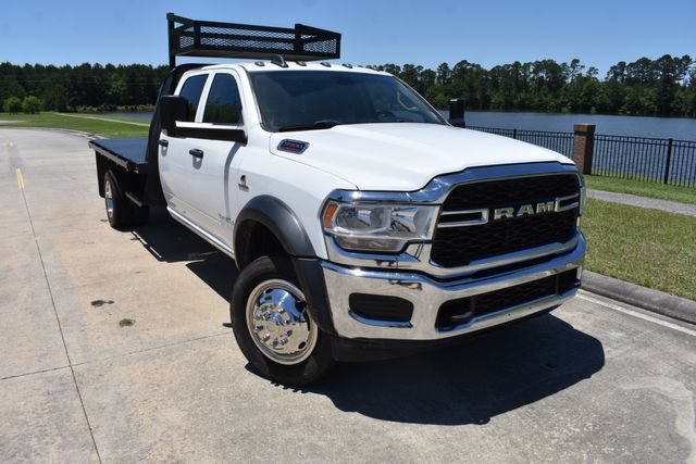 Used 2020 RAM 5500 Tradesman w/ Chrome Appearance Group AWD/4WD image 2