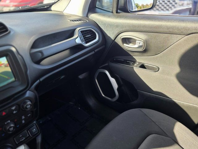 Used 2021 Jeep Renegade Sport image 34